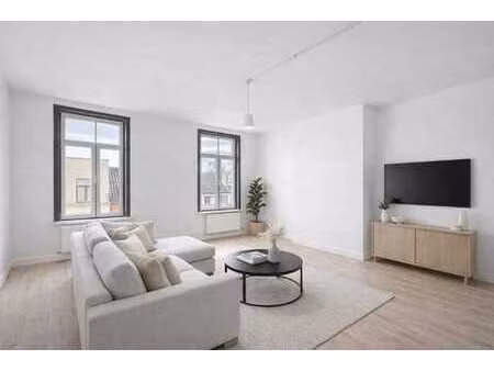 duplex 2 chambres + grenier a renover !
