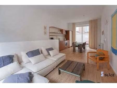 duplex rez-de-chaussée neuf avec cour – montgomery
