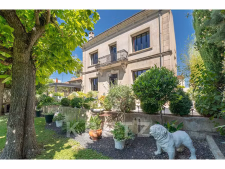 maison de luxe à vendre dans le quartier centre ville