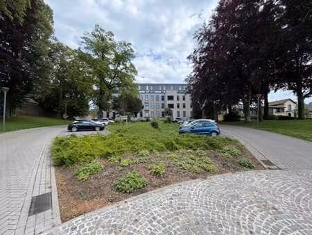 magnifique duplex 3ch avec balcon/terrasse - la louvière
