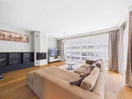 cambre / roosevelt: magnifique penthouse 2 chambres meublé!