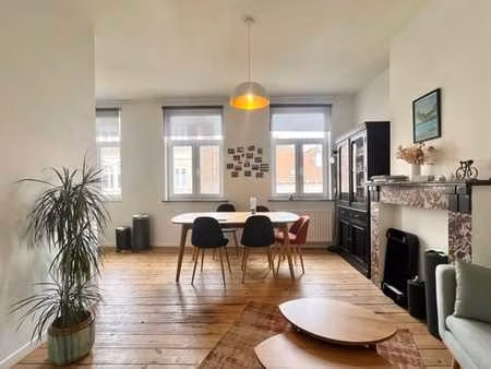 en plein coeur du châtelain