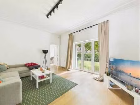 ixelles - ulb : appartement 3 chambres rénové avec gout!