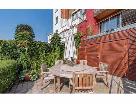 cavell très bel appartement 1ch avec jardin sud