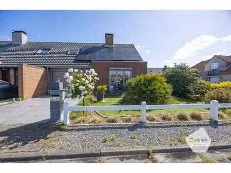 instapklare halfopen gezinswoning met 3 slpks