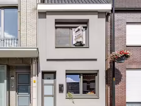 maison prête à emménager avec 4 chambres et un garage