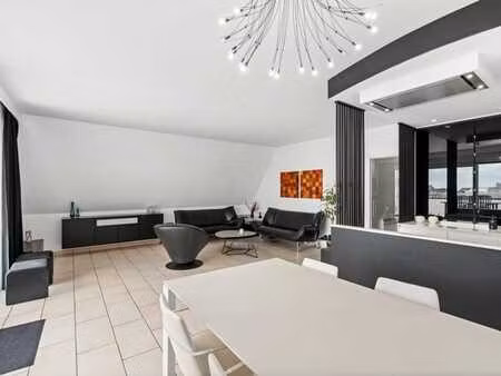 penthouse meublé 2 chambres à coucher à louer à nieuport