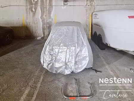 parking / box la croix valmer 12 m2