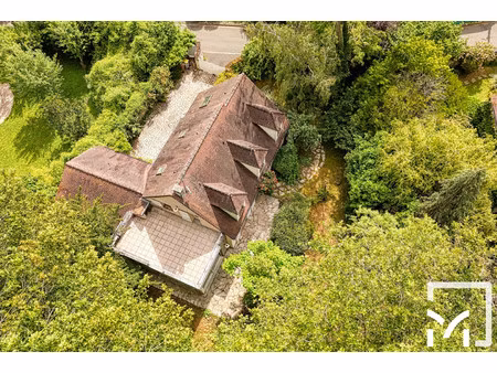 maison de luxe à vendre dans le quartier les hauts de bougival