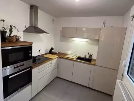 location appartement 2 pièces 50 m² à bordeaux (33000)