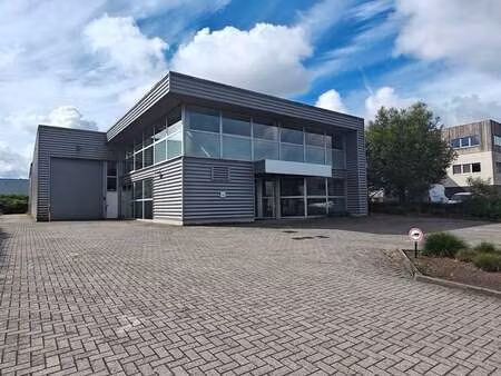 bien professionnel à louer à aartselaar € 8.750 (lp8zm) - the real estate company | zimmo