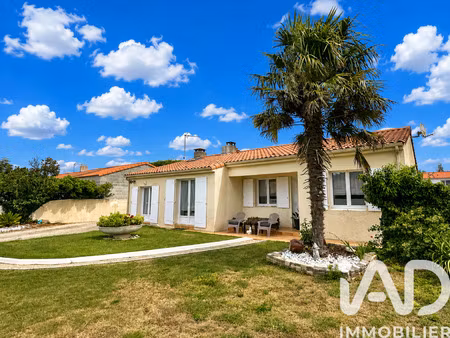 vente maison à vairé (85150) : à vendre / 120m² vairé