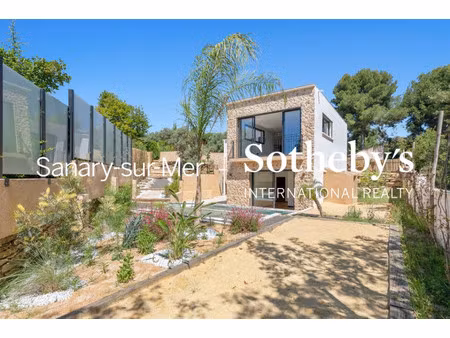 maison de luxe à vendre dans le quartier village-cagueloup-gueissard