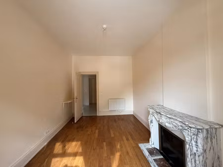 vente appartement 2 pièces 53 m² à saint claude (39200)  59 000 €