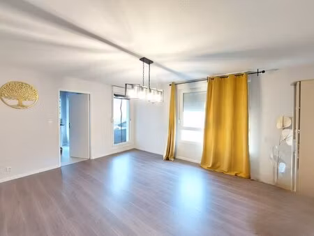 forbach appartement t3 avec garage 2vhl  balcon et ascenseur