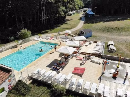 boutique 240000 m²
