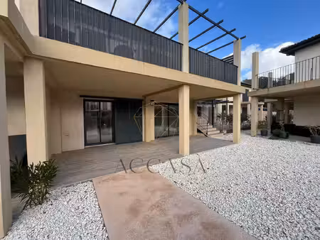 à vendre appartement 2 pièces avec terrasse et parking à bonifacio
