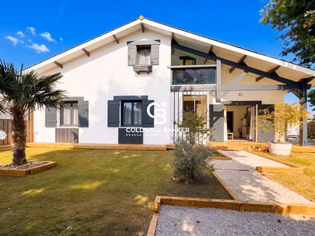 maison de luxe à vendre dans le quartier sud est