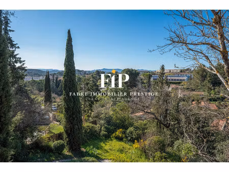maison de luxe à vendre dans le quartier mazenod-bellevue-saint donat-banon