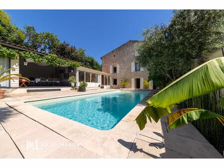 maison en pierre avec piscine et studio - saint liguaire