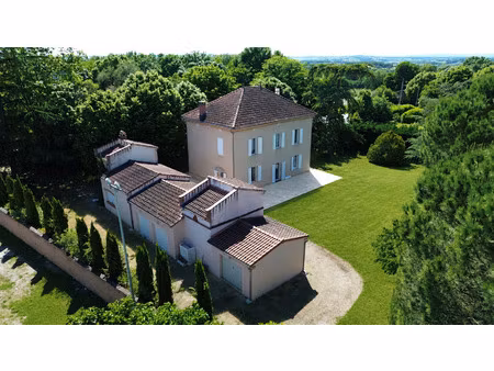 maison de caractère aux portes d'albi 198m2 habitables  97