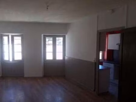 location appartement 2 pièces à la réole (33190) : à louer 2 pièces / 51m² la réole