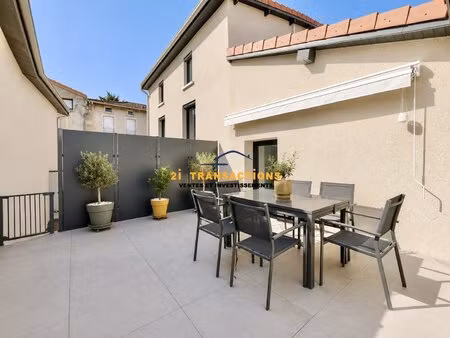 maison 5 pièces 160 m²