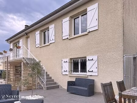 à vendre maison 105 m2 avec sous-sol complet à saint-martin-la-plaine