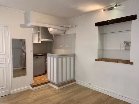 location appartement 1 pièce 21 m² à paris 2ème (75002)  820 €