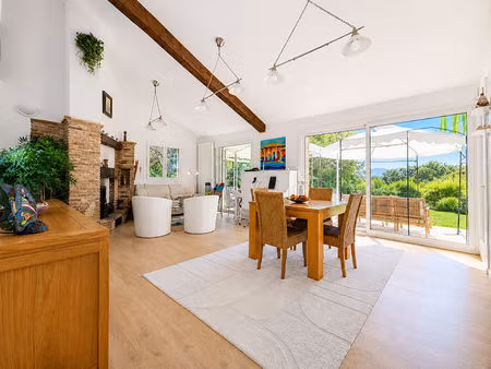 rebigue - villa de 218 m² avec vue dégagée  piscine et parc paysagé de 3 800 m²