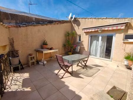 maisons de villages 160m2 environ - 9 pieces - 3 chambres - terrasse - garage