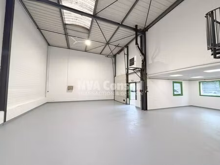 location entrepôt taverny 95150 150m²