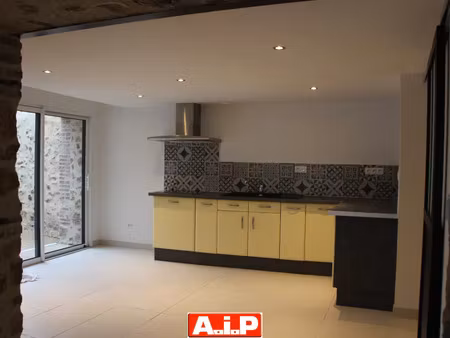 location maison 5 pièces 104 m² à sèvremont (85700)