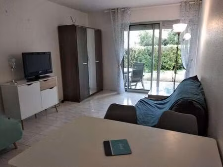 location appartement t1 meublé à saint-georges-de-didonne (17110) : à louer t1 meublé / 29