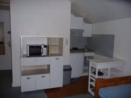 location appartement t1 meublé à palaiseau (91120) : à louer t1 meublé / 17m² palaiseau