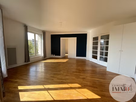 nouveau - toul place ronde
