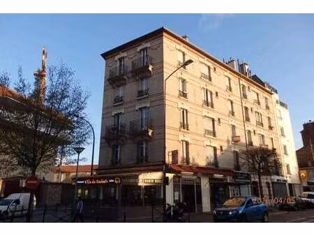 location appartement 3 pièces à vitry-sur-seine (94400) : à louer 3 pièces / 48m² vitry-su
