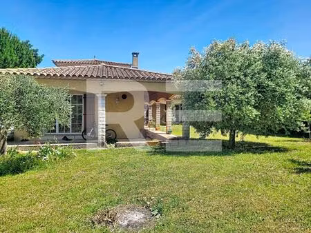 maison familiale 5 chambres à st geniès de malgoirès