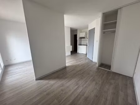 rouffiac-tolosan. appartement t1bis de 30 m2 hab. - balcon