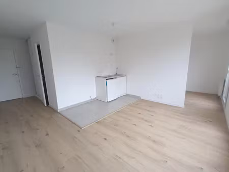 location appartement 1 pièce 33 m² à limay (78520)  714 €