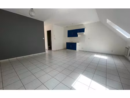 location appartement  43 m² t-1 à maignelay-montigny  570 €