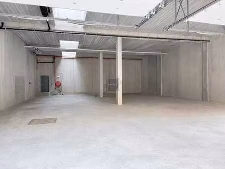 entrepôt à louer +/- 325m2 - excellent état - anderlecht