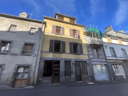 maison de bourg de 191 m2 avec fort potentiel idéal invest