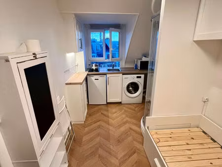 paris 17e pereire / ternes - chambre de service en parfait état de 9 m² (11m² habitables)