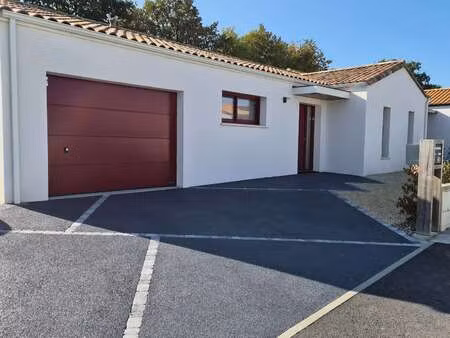vente maison à mouilleron-le-captif (85000) : à vendre / 94m² mouilleron-le-captif