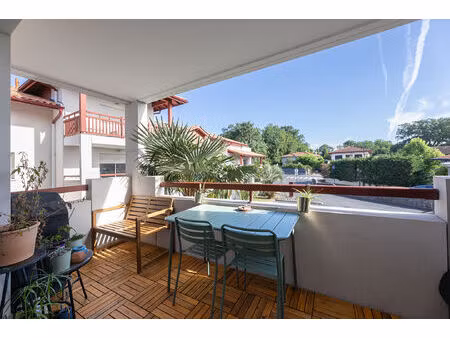 ondres - t3 en excellent état avec terrasse et 2 parkings