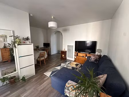 appartement 2 pieces plein centre ville de provins - 40m²
