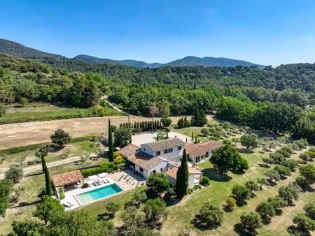 maison de 8 pièces de luxe en vente aix-en-provence  provence-alpes-côte d'azur