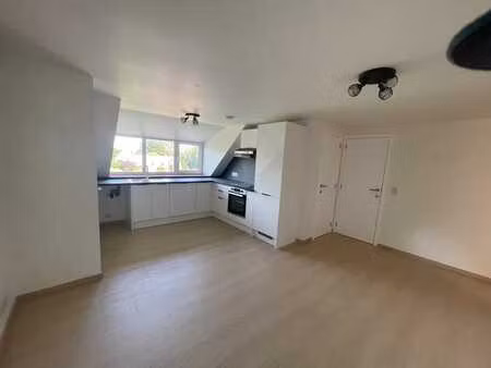 agréable et lumineux duplex 2 ch peb b