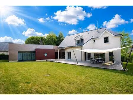 vente maison piscine à saint-berthevin (53940) : à vendre piscine / 230m² saint-berthevin